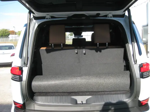 Lexus GX550 Version L 4WD One Owner Mark Levinson Sound Panoramic Roof Auto Side Step D Inner Mirror Cool Box Power Back Door 22-inch AW Genuine Navi Panoramic View Camera Power Folding Third Seat (Sonic Quartz) — photo 8