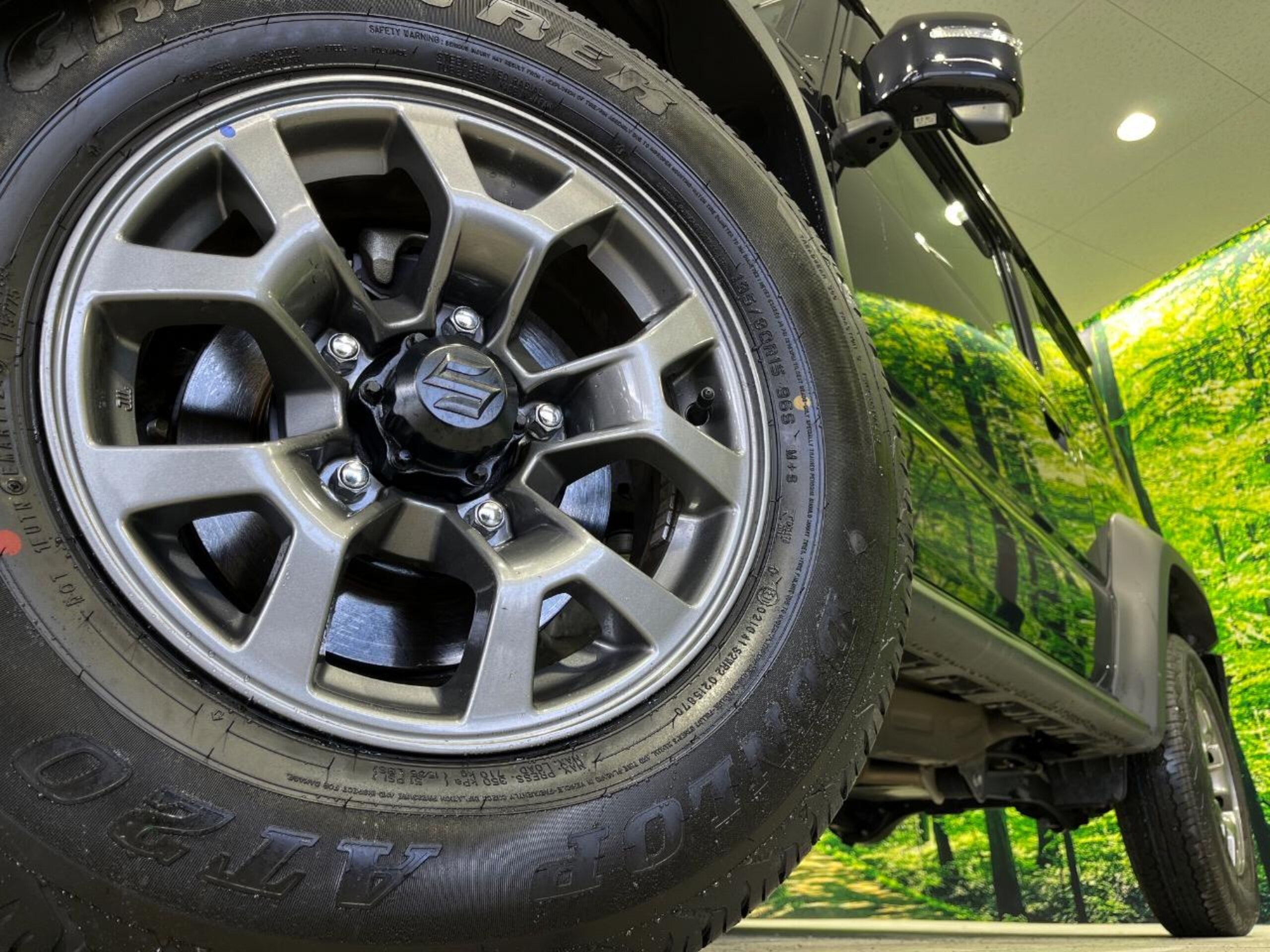 Suzuki Jimny Sierra 1.5 JC 4WD — photo 9