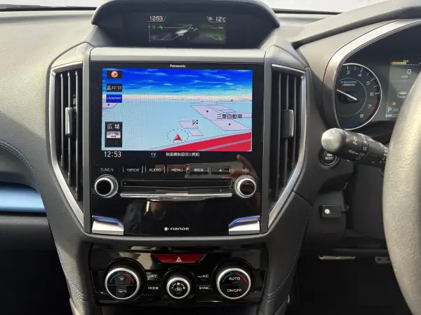 Subaru XV 2.0 Advance 4WD with Factory Navi/Back Camera/ETC/Factory Drive Recorder/Cruise Control/Seat Heaters/Full-Seg TV, Factory Alloy Wheels with Summer Tires, Aftermarket Alloy Wheels with Winter Tires (Ice Silver Metallic) — photo 9