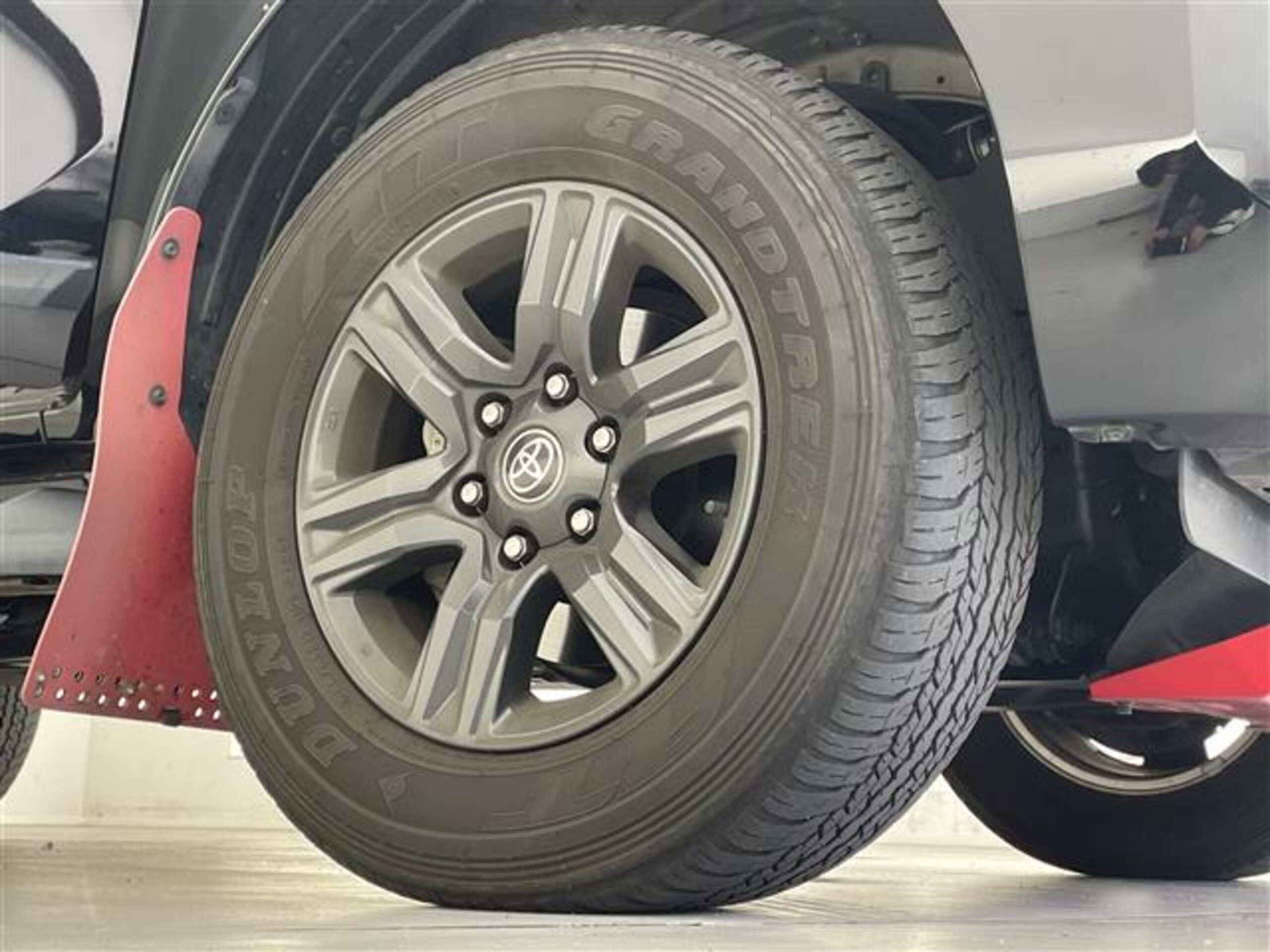 Toyota Hilux 2.4 Z Diesel Turbo 4WD — photo 9