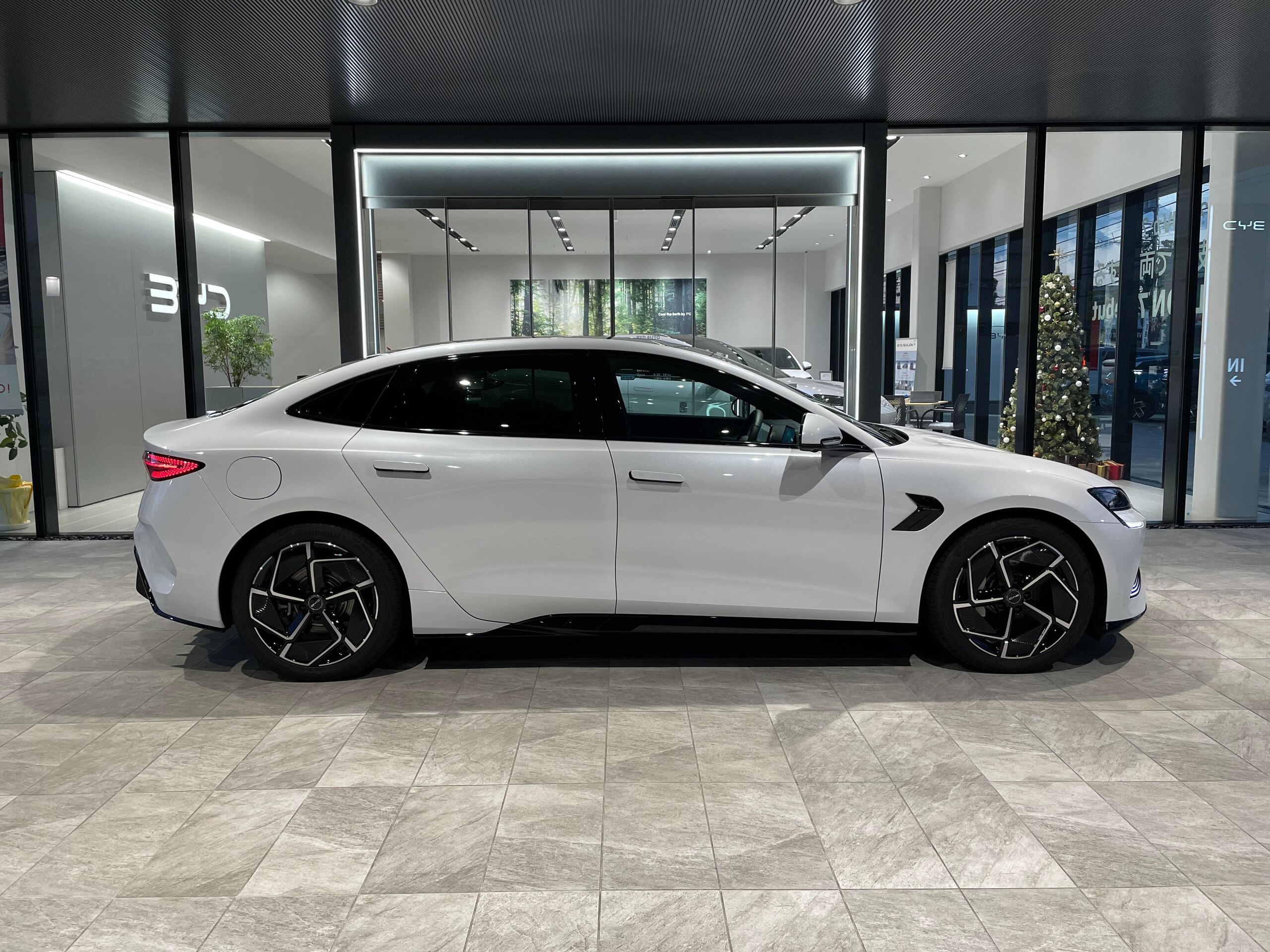 2024 Byd Seal — photo 3