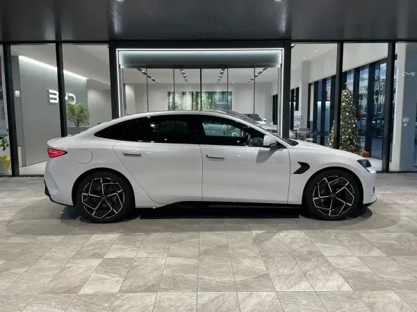 2024 Byd Seal — photo 3