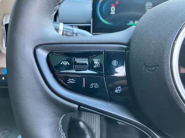 BYD Seal Base Model BYD Certified Used Car / Our Demo Car / Adaptive Cruise Control / 360-Degree Camera / Collision Mitigation Braking / Apple CarPlay / Android Auto / Seat Heater / Seat Cooler / ETC / Glass Roof (White) — photo 9