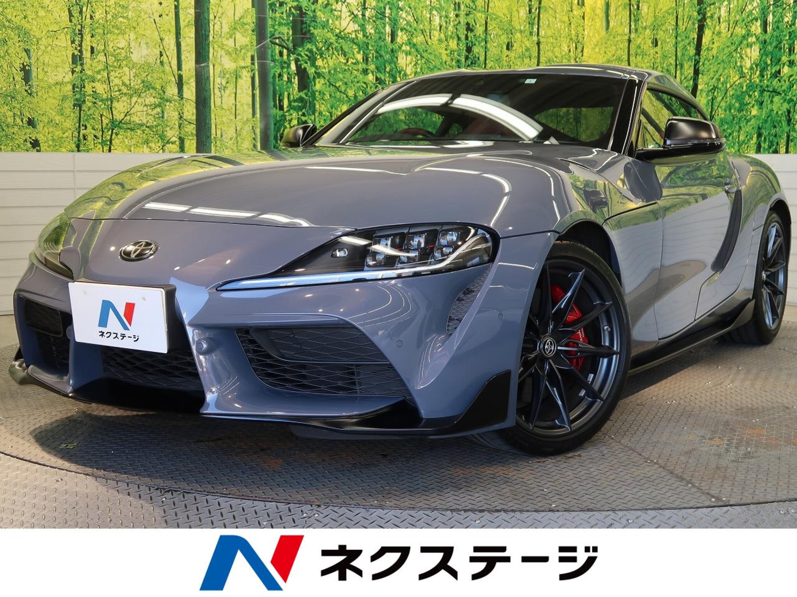 Toyota Supra 3.0 RZ 6MT Black/Red Two-Tone Alcantara Leather Seats Genuine 19-inch Alloy Wheels Brembo Calipers Factory HDD Navigation JBL Pre-Collision Lane Departure BSM AHB RCTA (Volcanic Ash Gray Metallic)