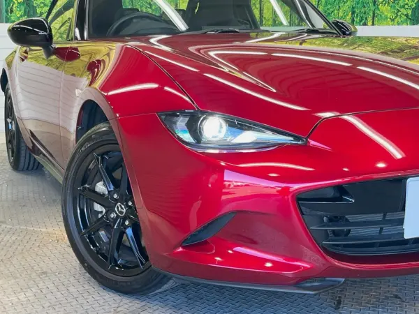 Mazda Roadster 1.5 NR-A Late Model 6MT 8.8-inch Mazda Connect Backup Camera Smart Brake Support Non-Smoking Car Clearance Sonar Smart Key LED Headlights ETC Automatic High Beam (Soul Red Crystal Metallic) — photo 9