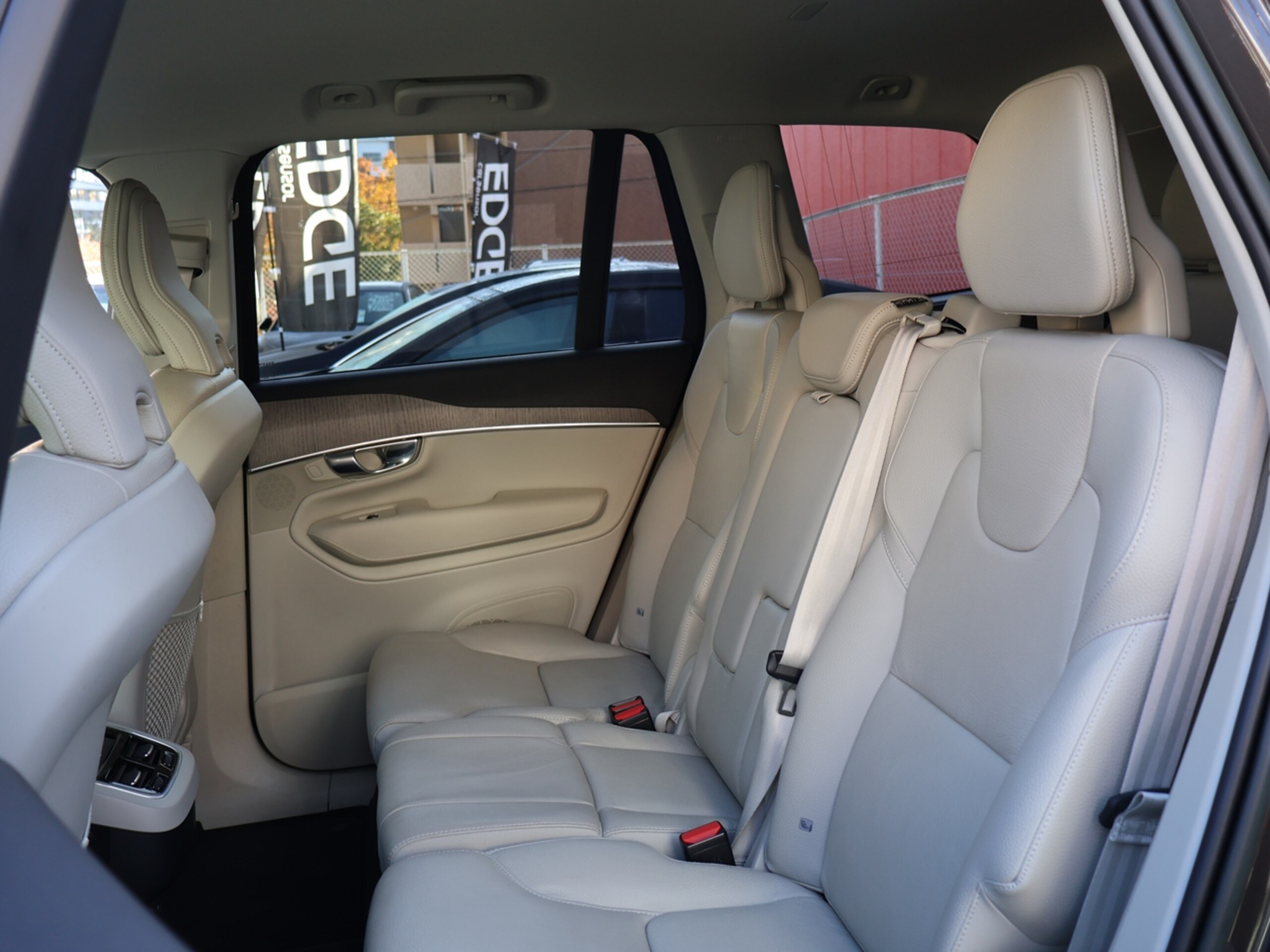 Volvo XC90 Plus B5 AWD 4WD with Warranty Transfer, White Leather, 19AW, 1 Owner, 4-Seat H (Gray) — photo 9