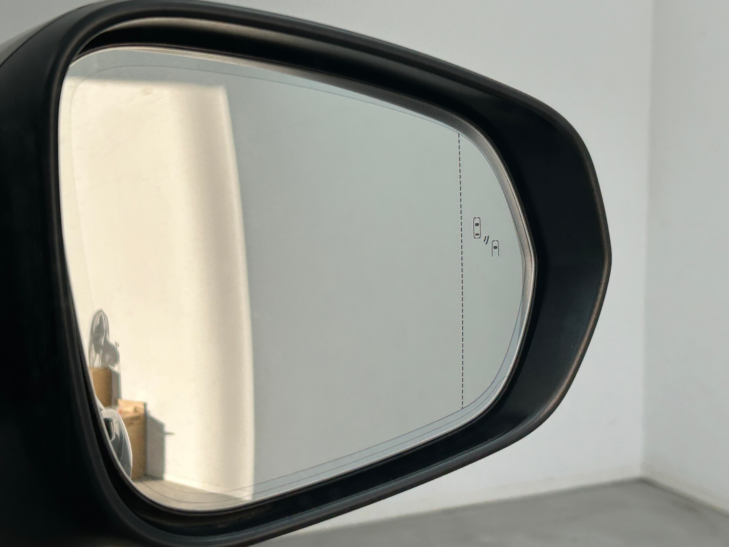 Lexus NX 350h F Sport — photo 8