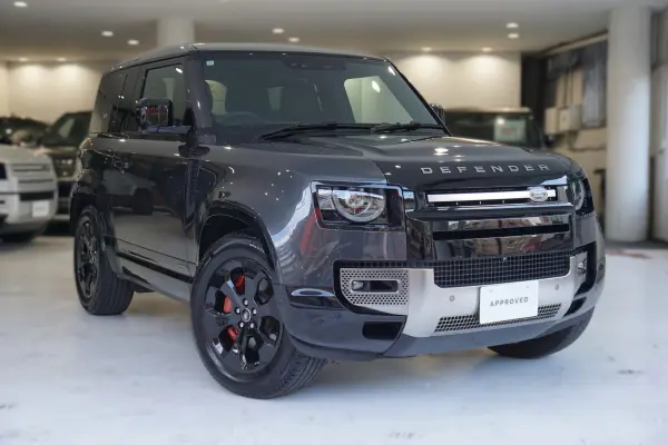 2024 Landrover Defender — photo 2 | Tuminion Kenya
