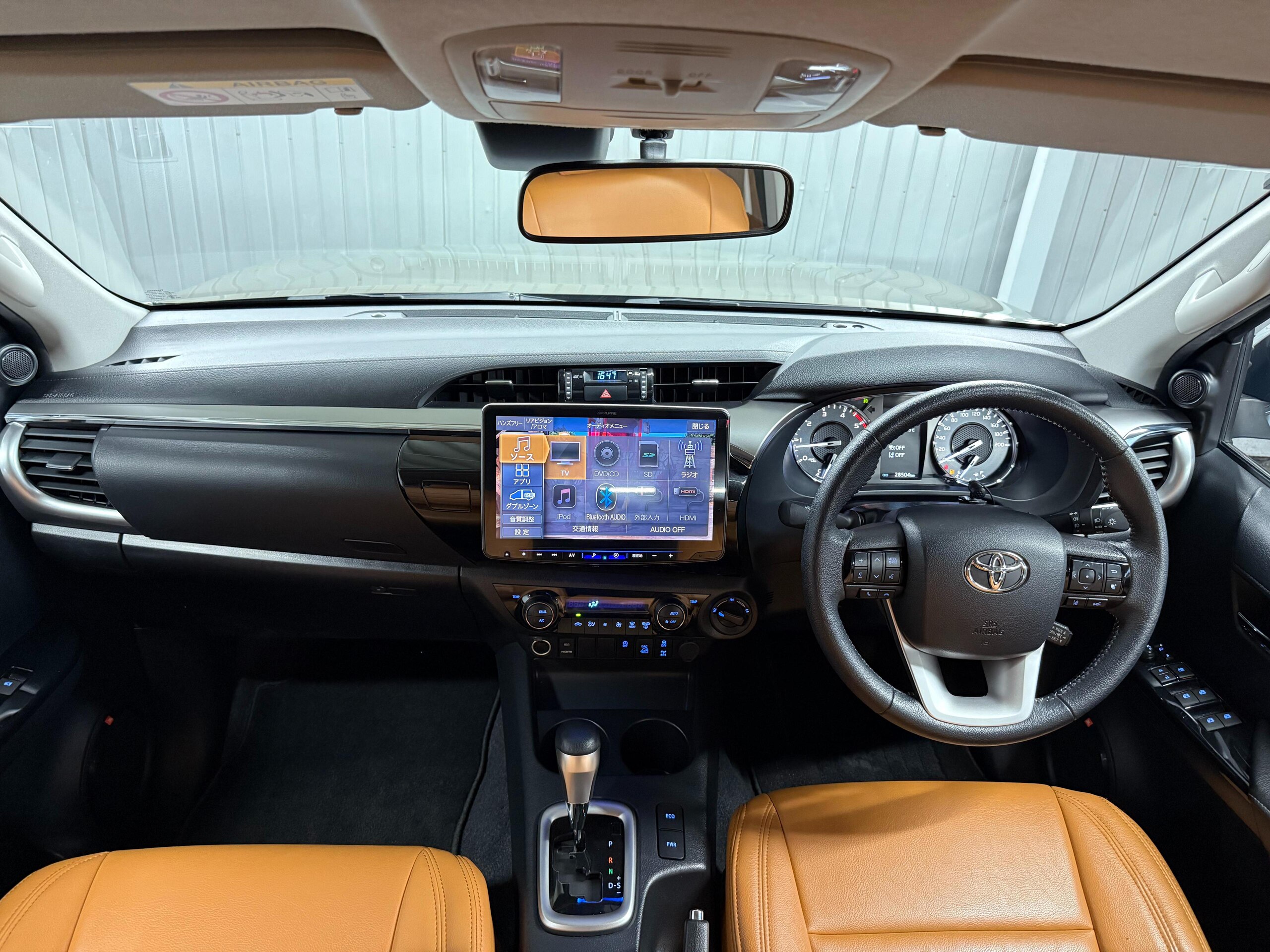 2022 Toyota Hilux — photo 2