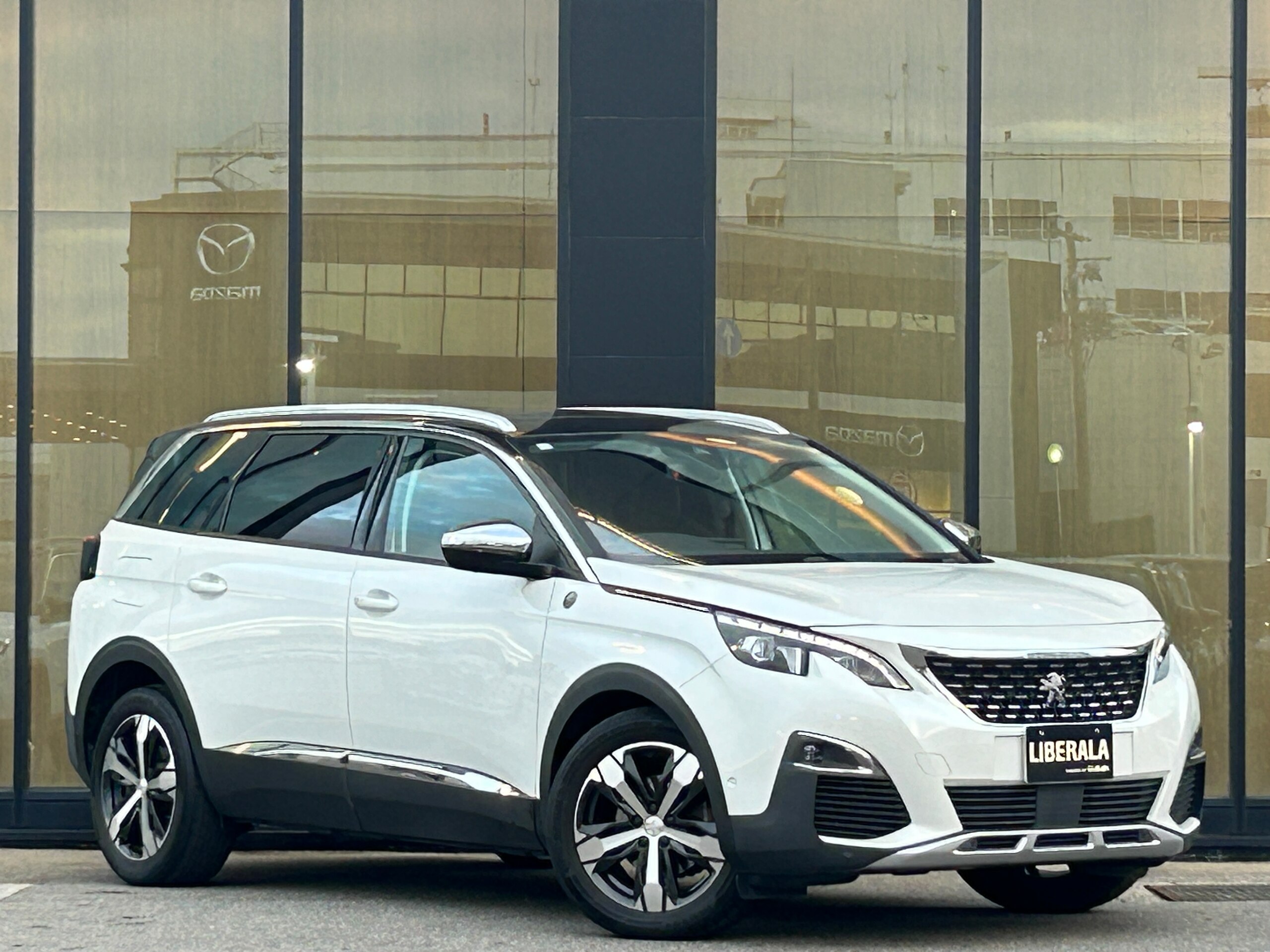 Peugeot 5008 Cross City BlueHDi Diesel Turbo — photo 9