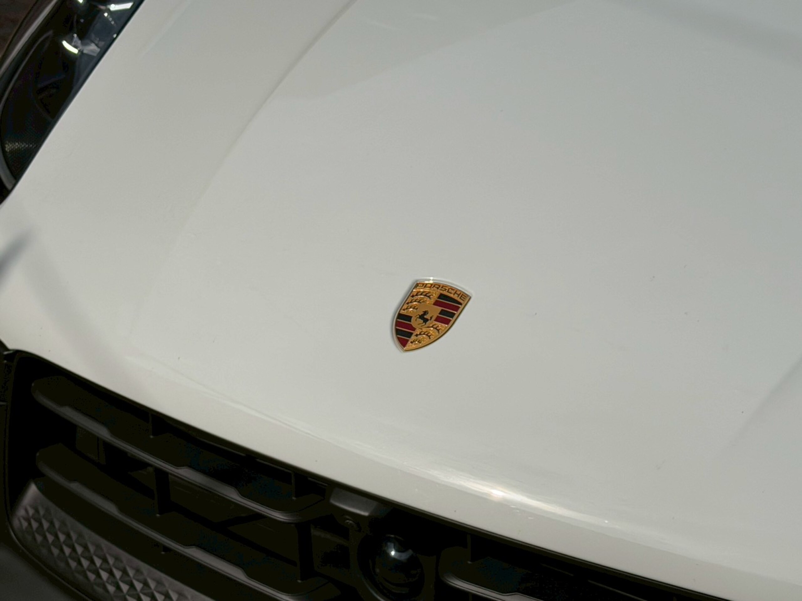 Porsche Macan GTS PDK 4WD — photo 8