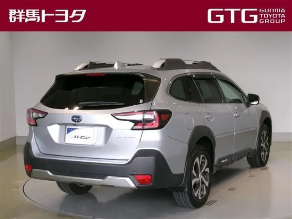 2022 Subaru Legacy Outback — photo 3