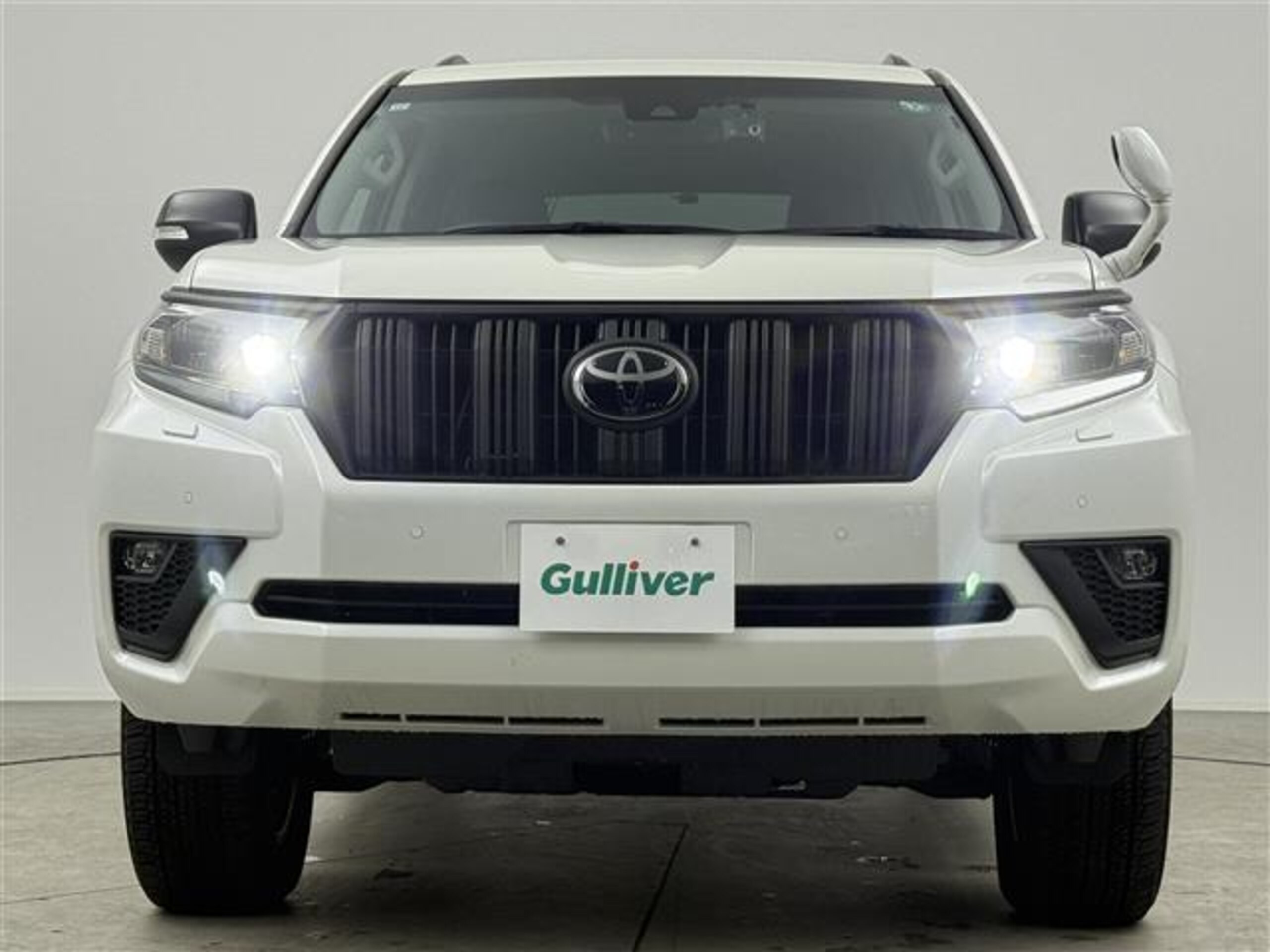 Toyota Land Cruiser Prado 2.7 TX L Package Matte Black Edition 4WD — photo 8