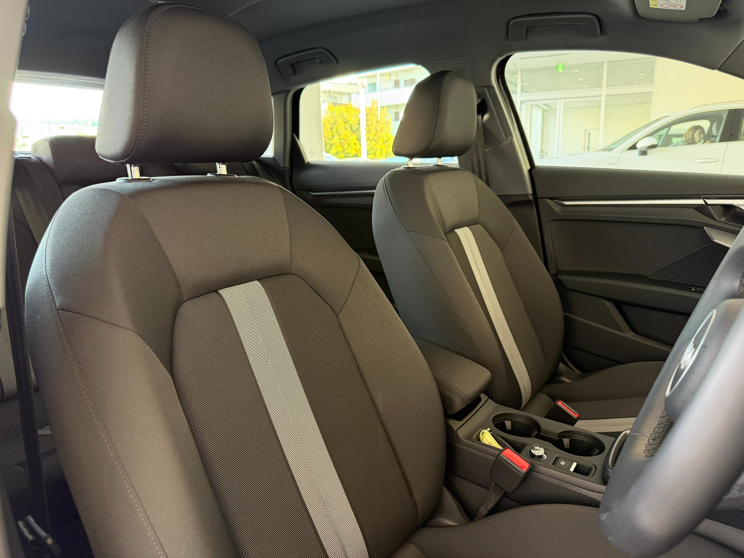 Audi A3 Sportback 30 TFSI Advanced — photo 8