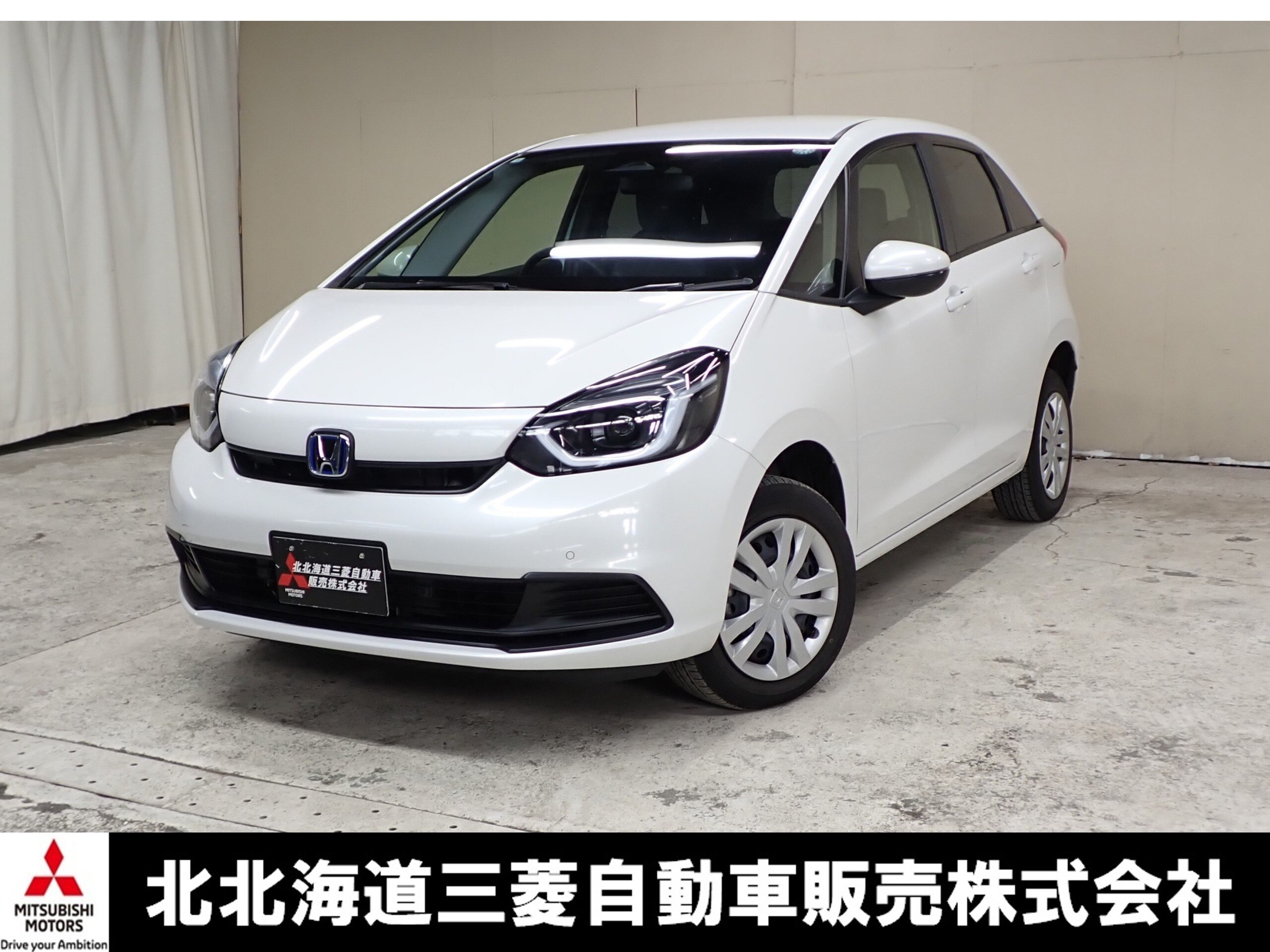 Honda Fit 1.5 e:HEV Basic 4WD with Backup Camera, Obstacle Sensor, ETC, Memory Navigation