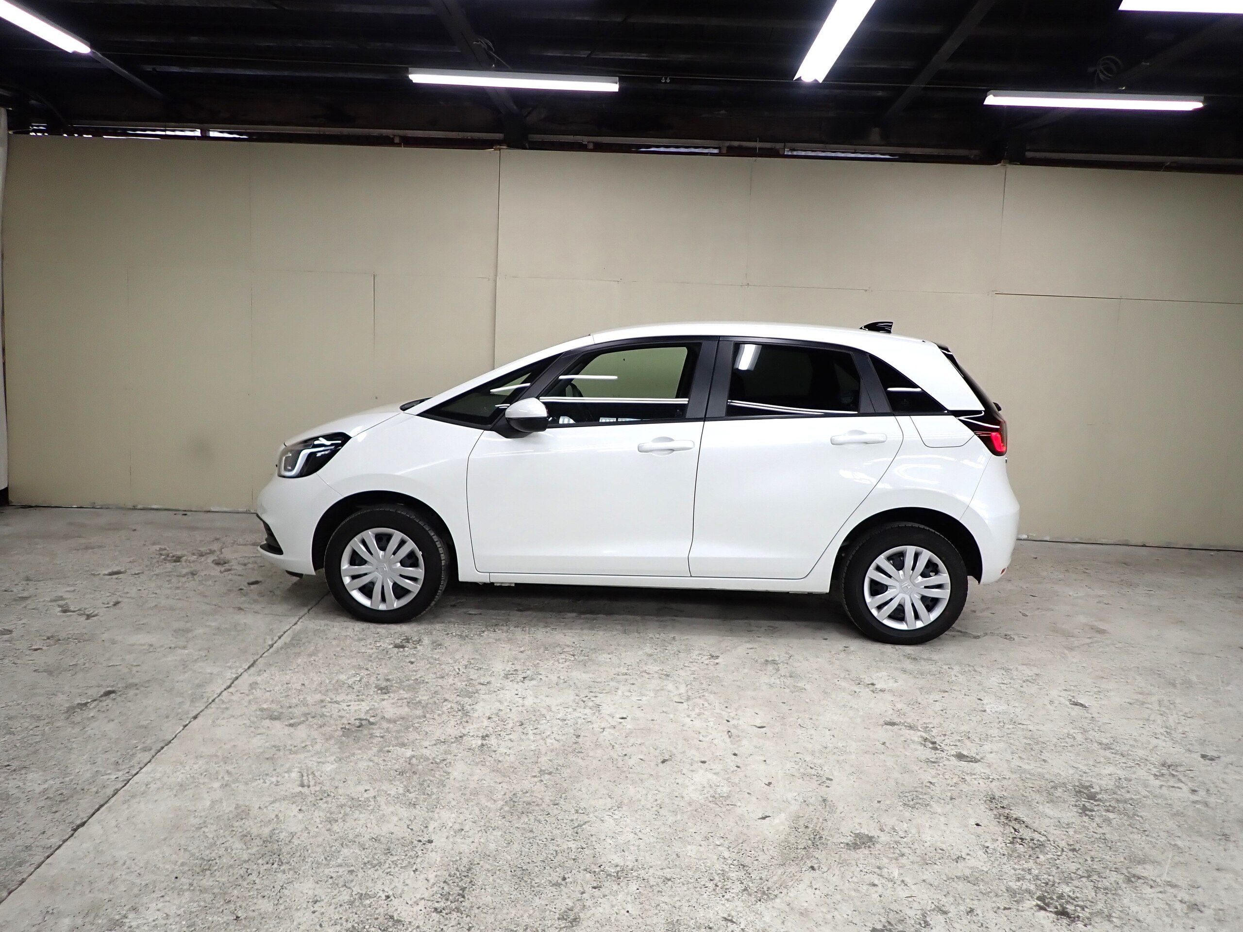 2023 Honda Fit — photo 2