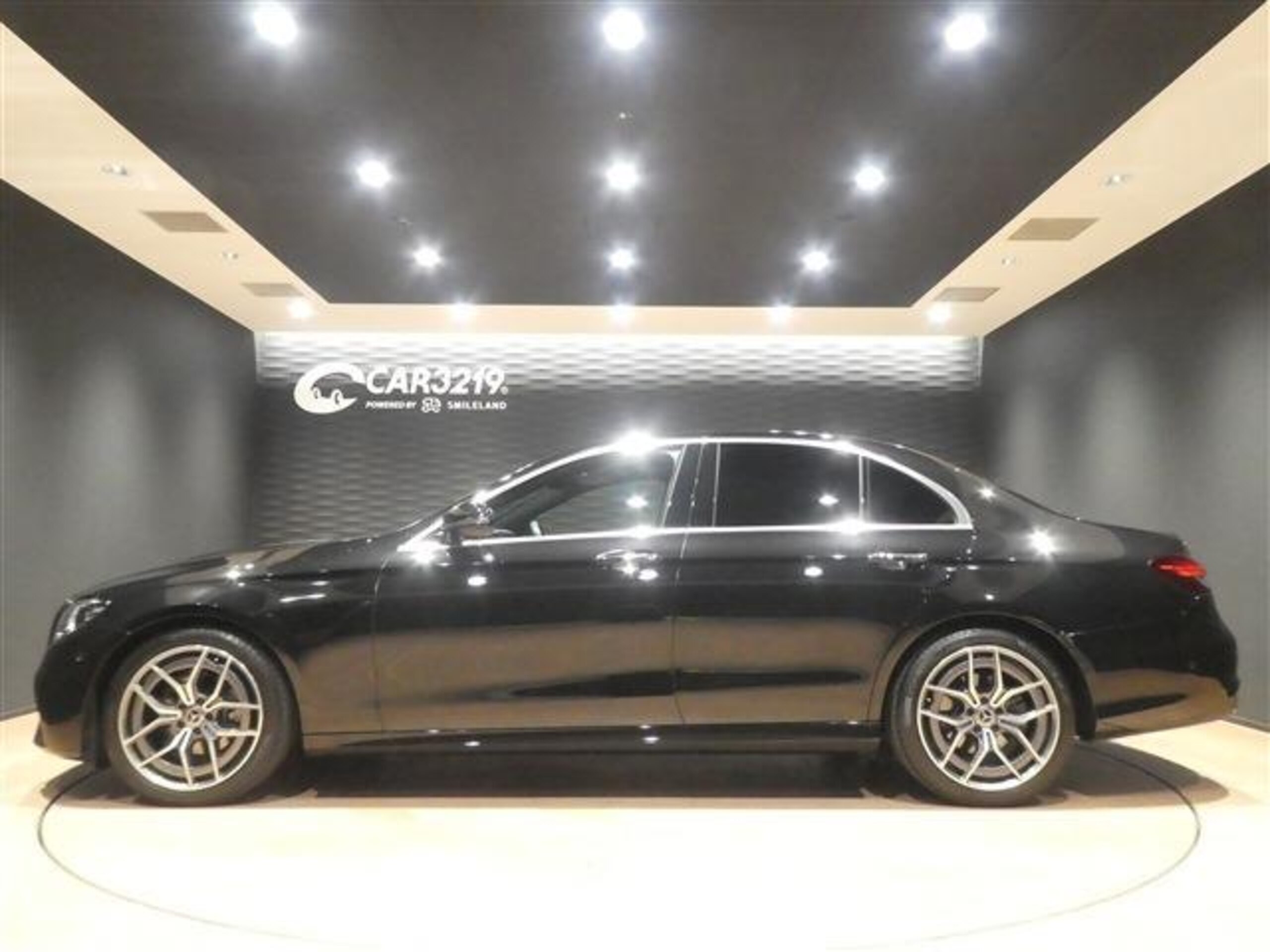 2021 Mercedes E Class — photo 2