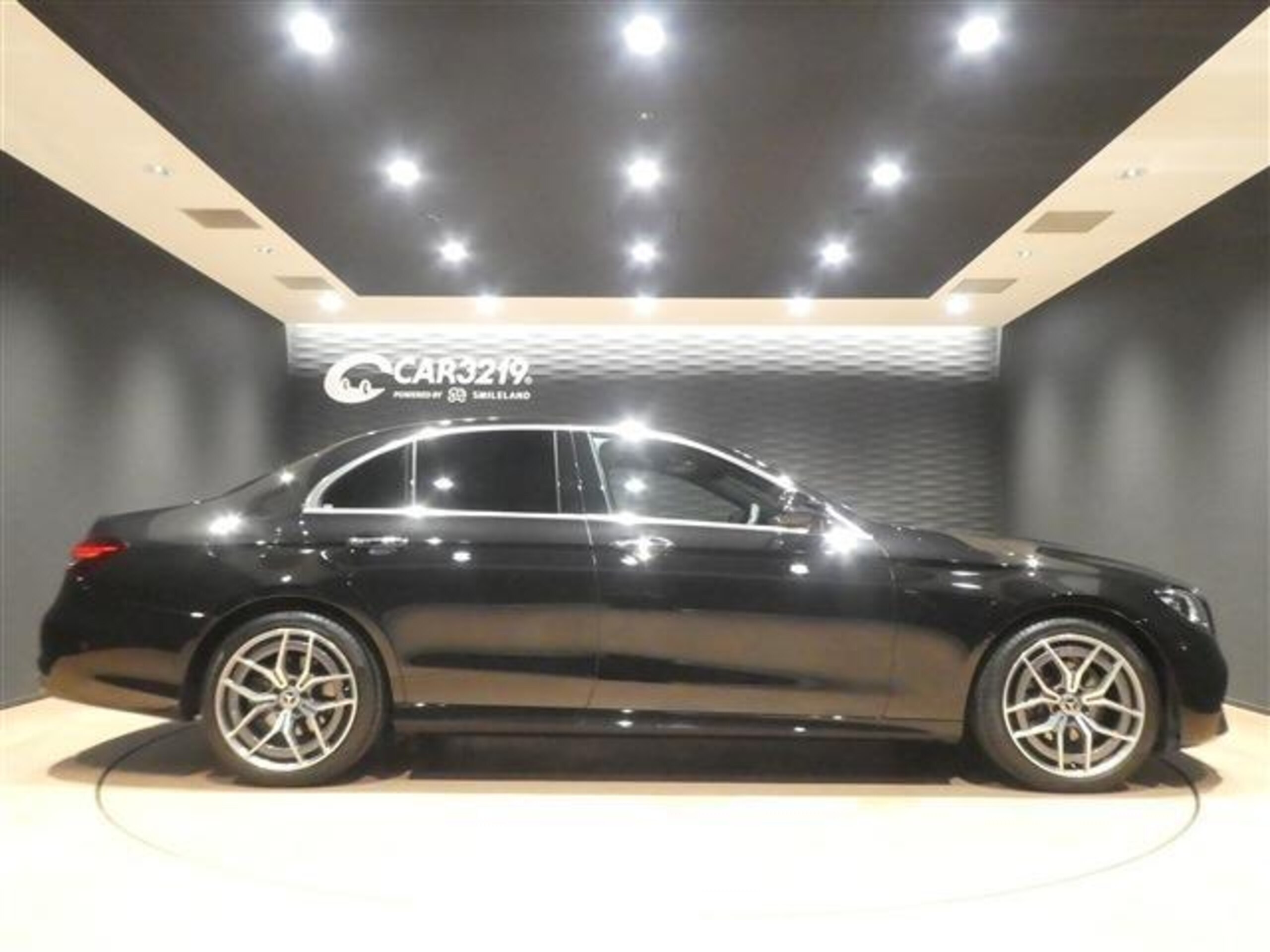 2021 Mercedes E Class — photo 3