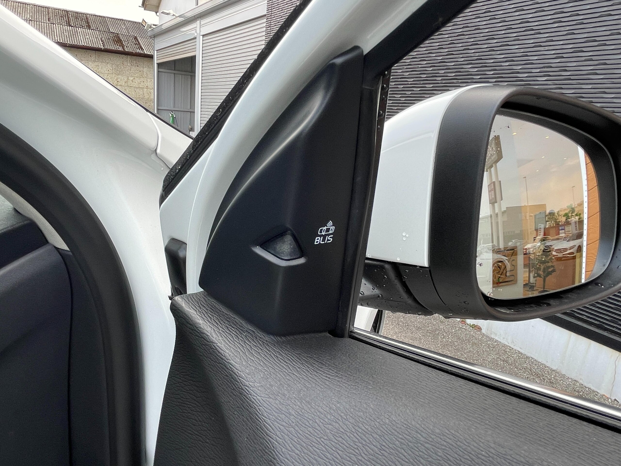 Volvo V40 T3 Classic Edition — photo 8