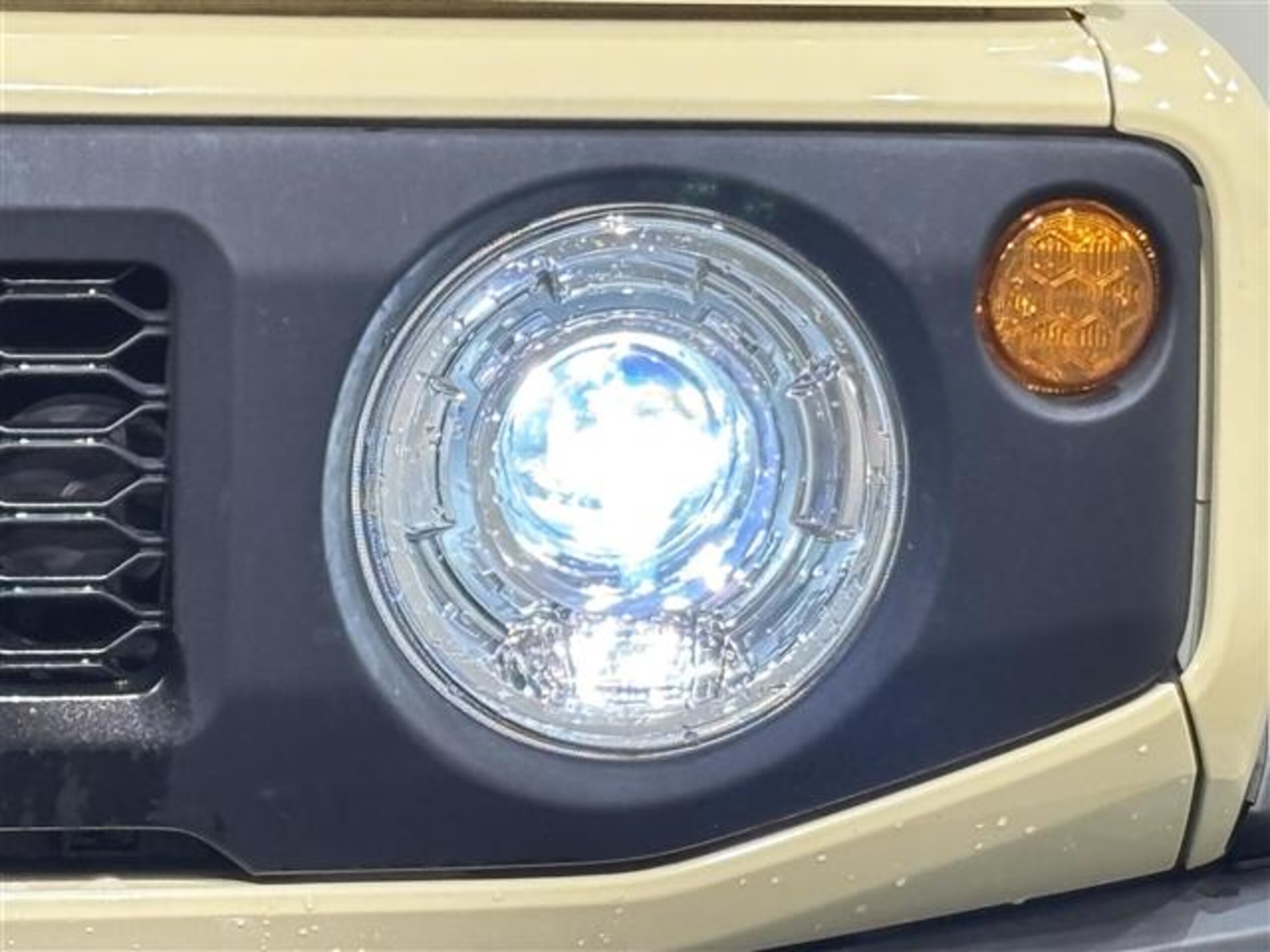 Suzuki Jimny Sierra 1.5 JC 4WD — photo 8