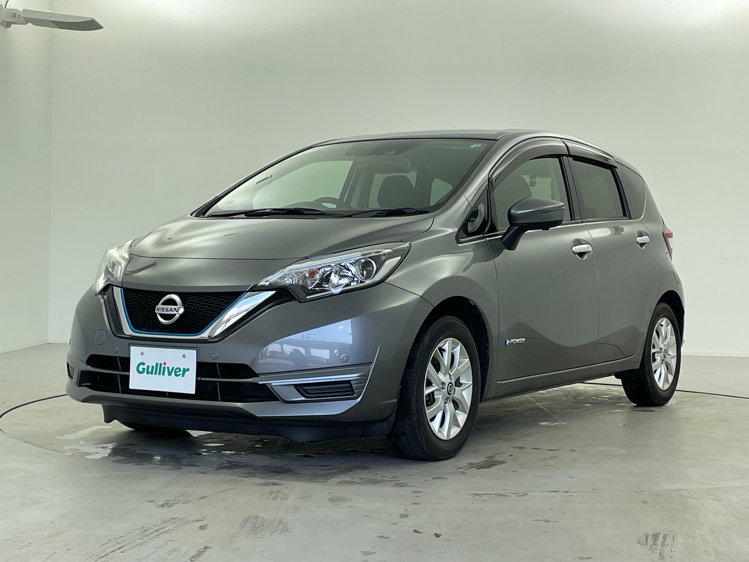 Nissan Note 1.2 e-POWER X V Selection — photo 8