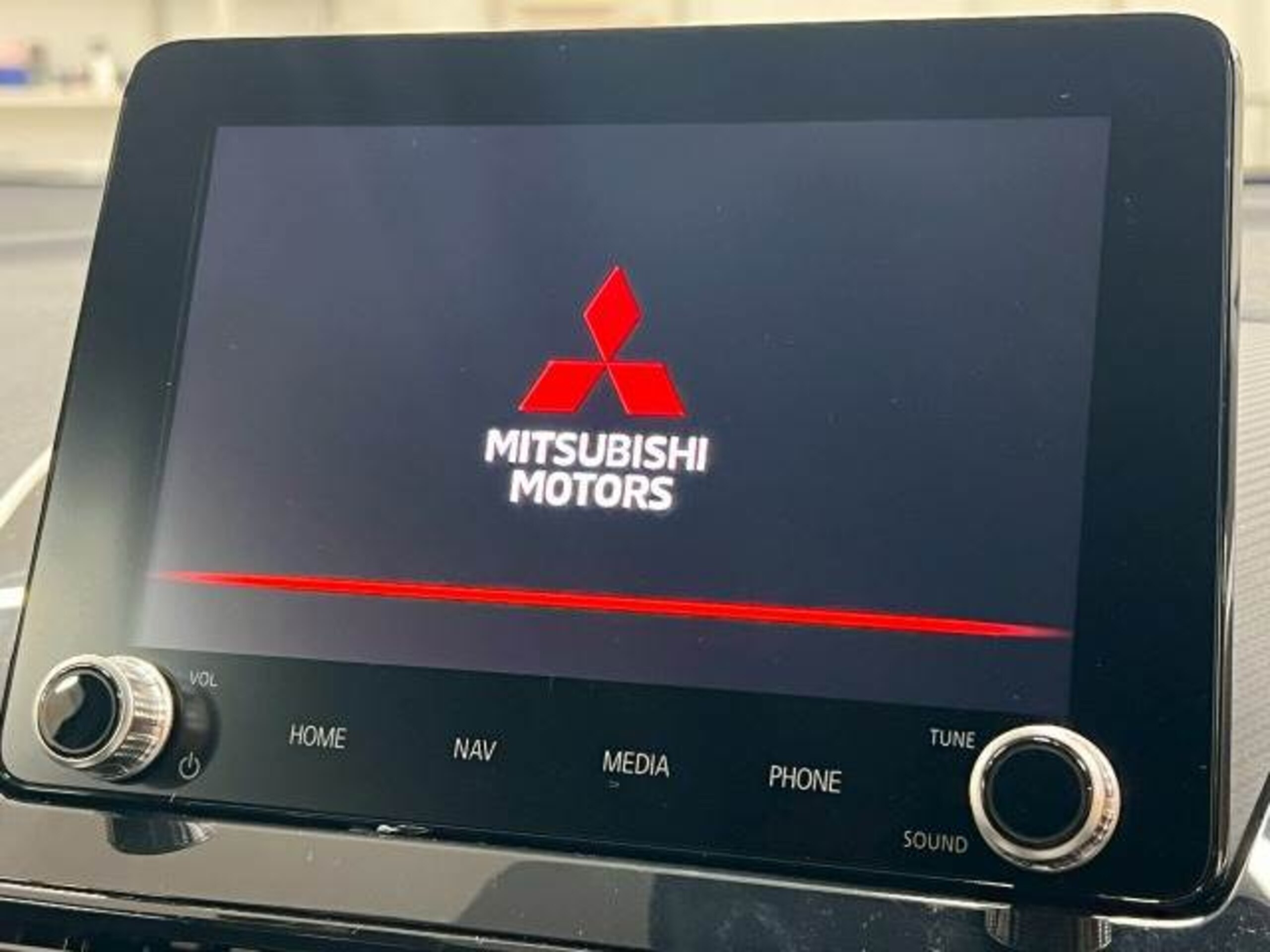 2021 Mitsubishi Eclipse Cross — photo 3