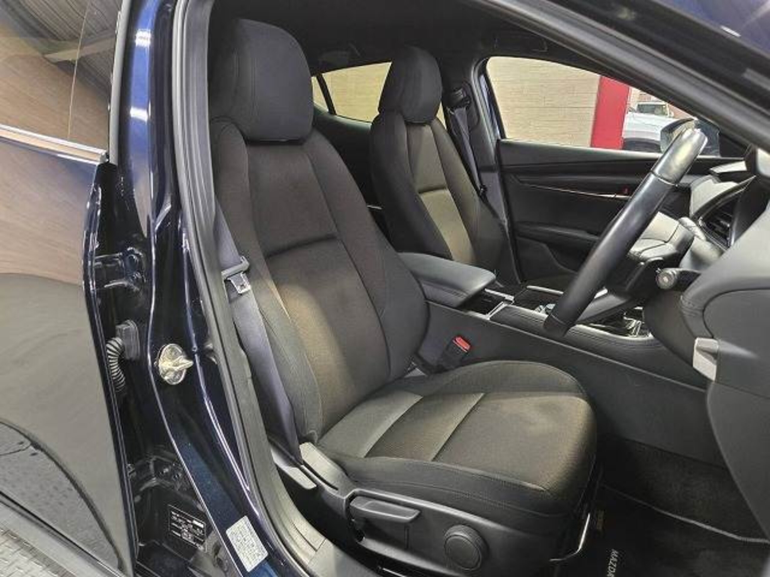 Mazda MAZDA3 Fastback 2.0 20S Proactive — photo 8