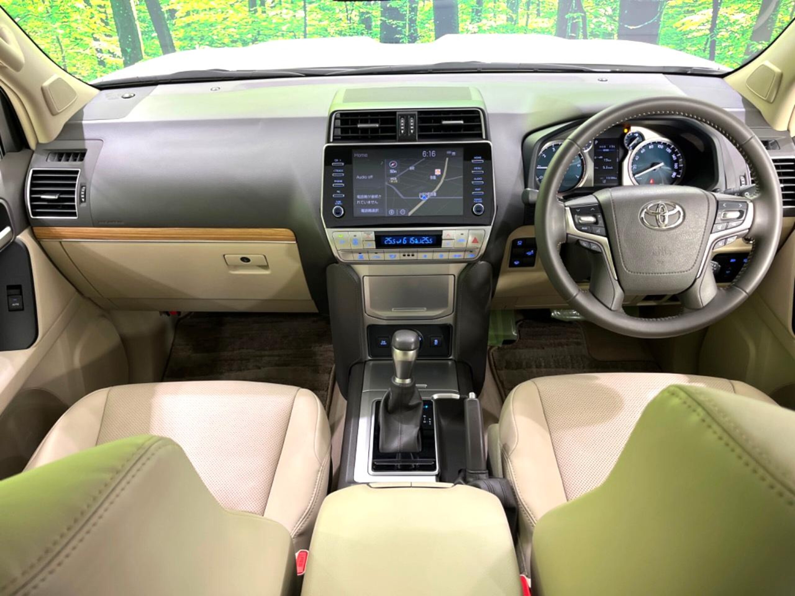 2022 Toyota Landcruiser Prado — photo 2