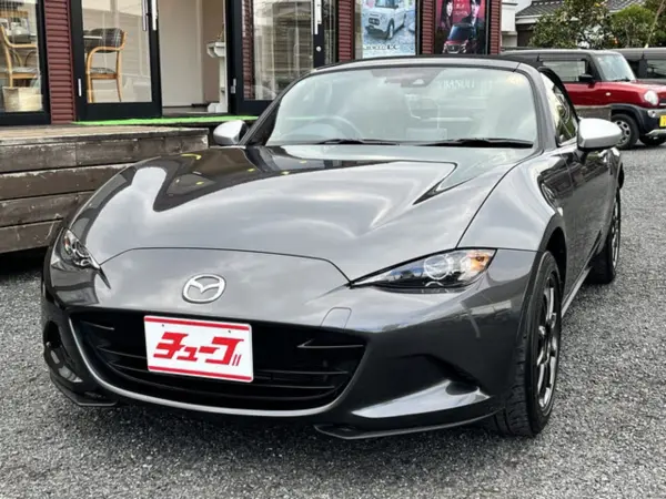 2022 Mazda Roadster — photo 2