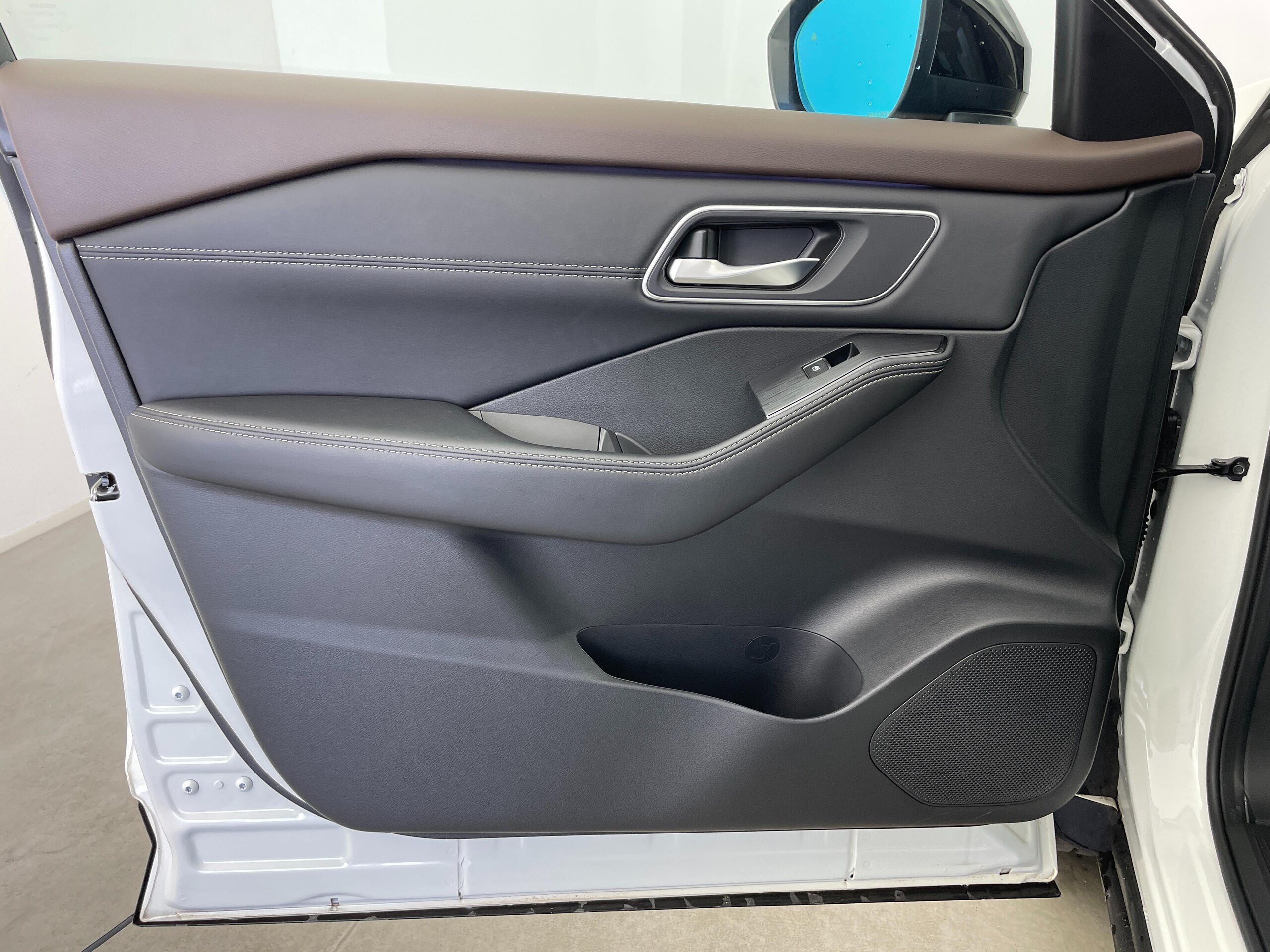 Nissan X-Trail 1.5 G e-4ORCE 4WD — photo 9