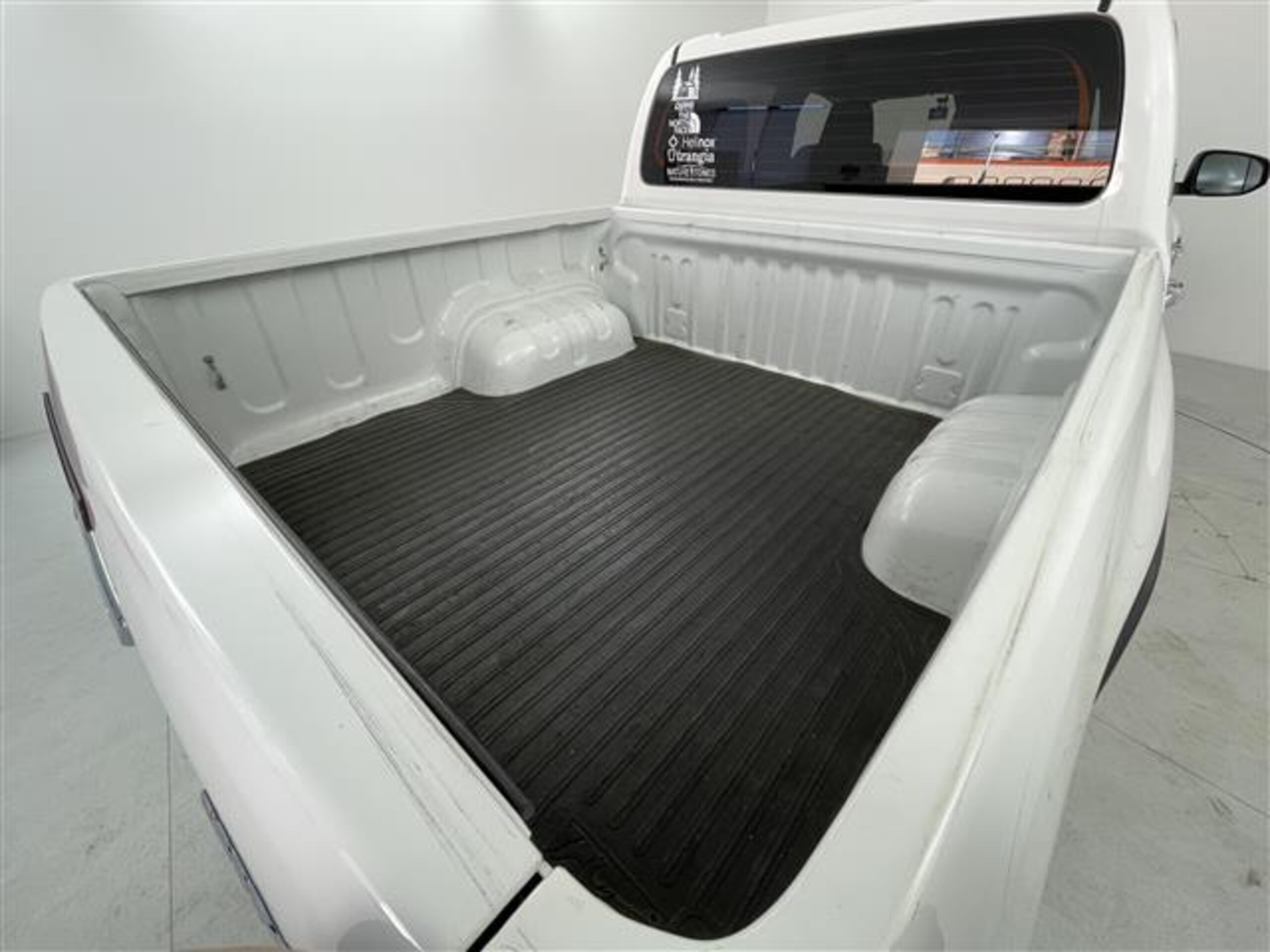 Toyota Hilux 2.4 Z Diesel Turbo 4WD — photo 8