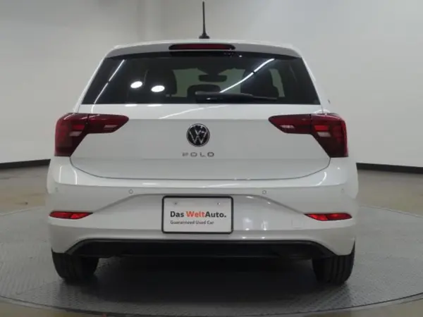 2022 Volkswagen Polo — photo 3