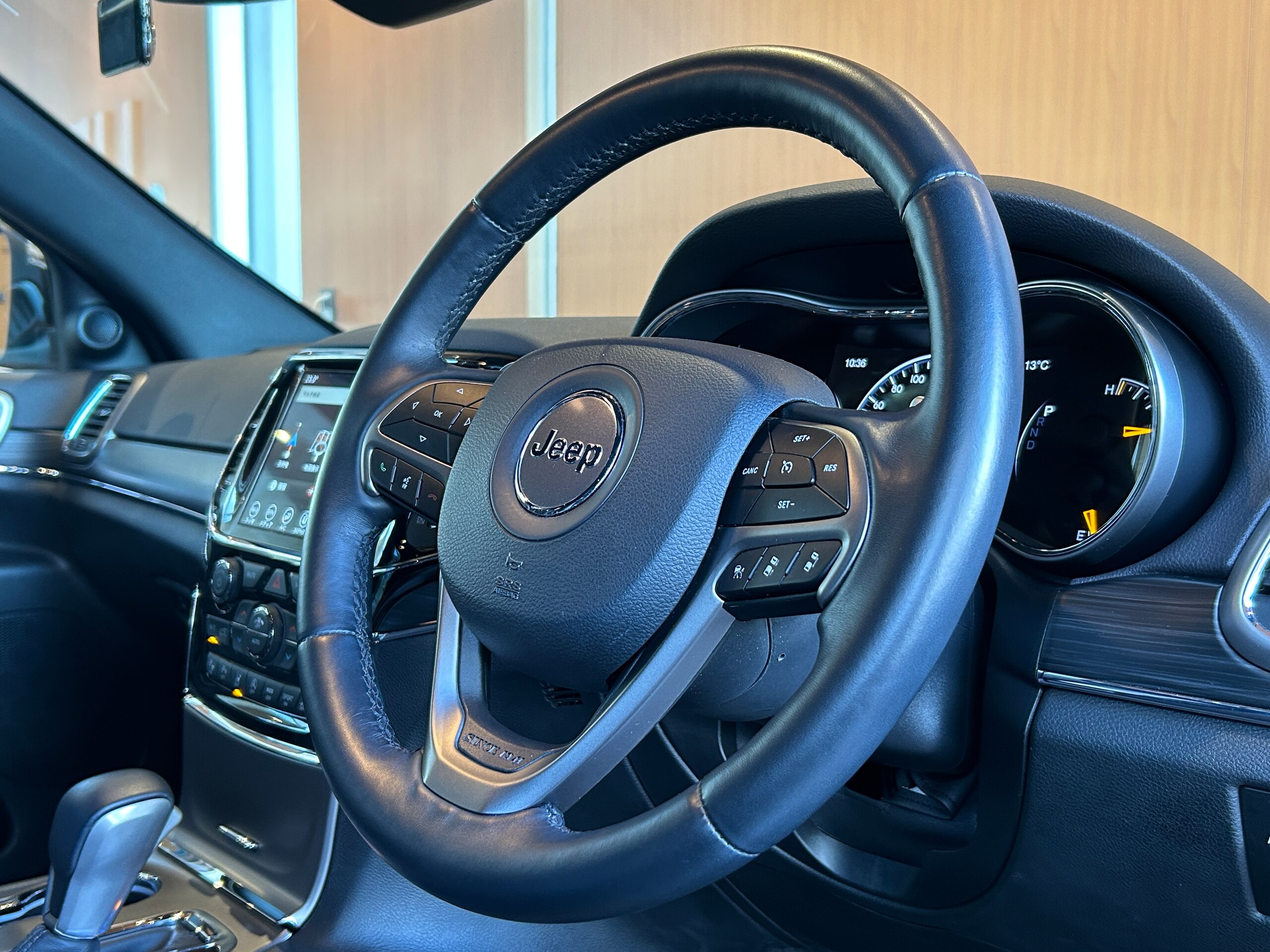 2021 Jeep Grand Cherokee — photo 3