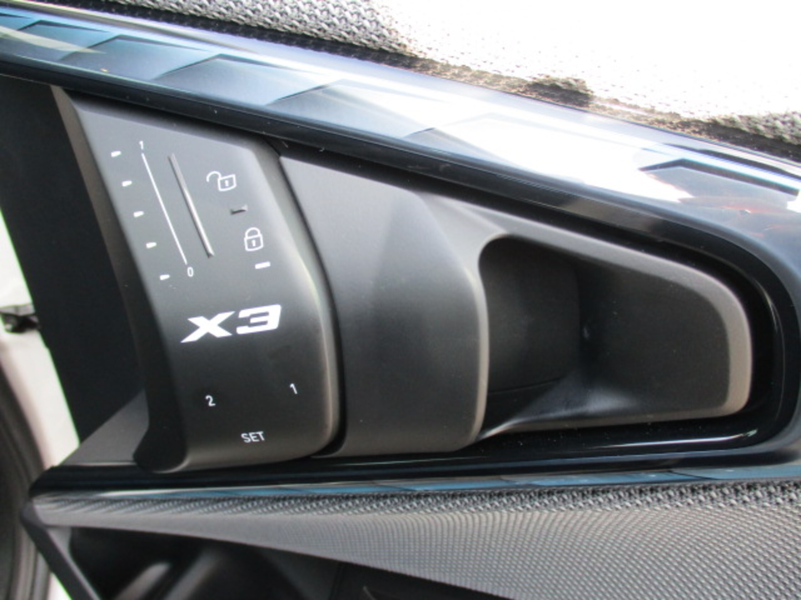 BMW X3 20 xDrive xLine 4WD — photo 8