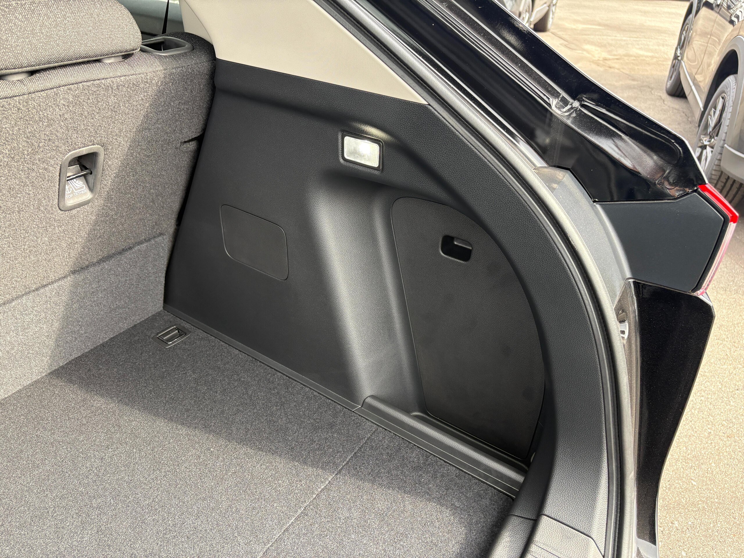 Honda Vezel 1.5 e:HEV X Unregistered Unused Car — photo 9