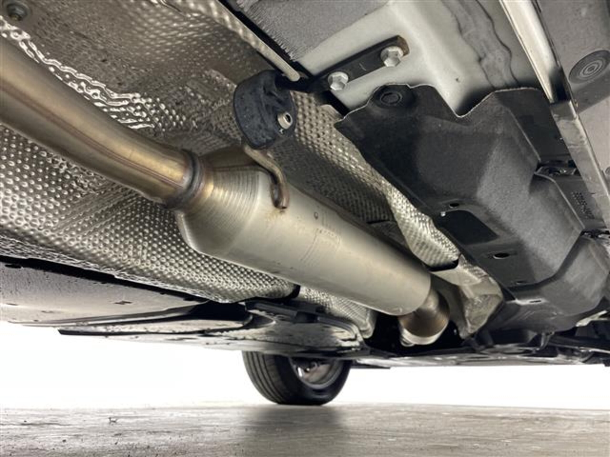 Lexus NX 350h Version L 4WD — photo 9