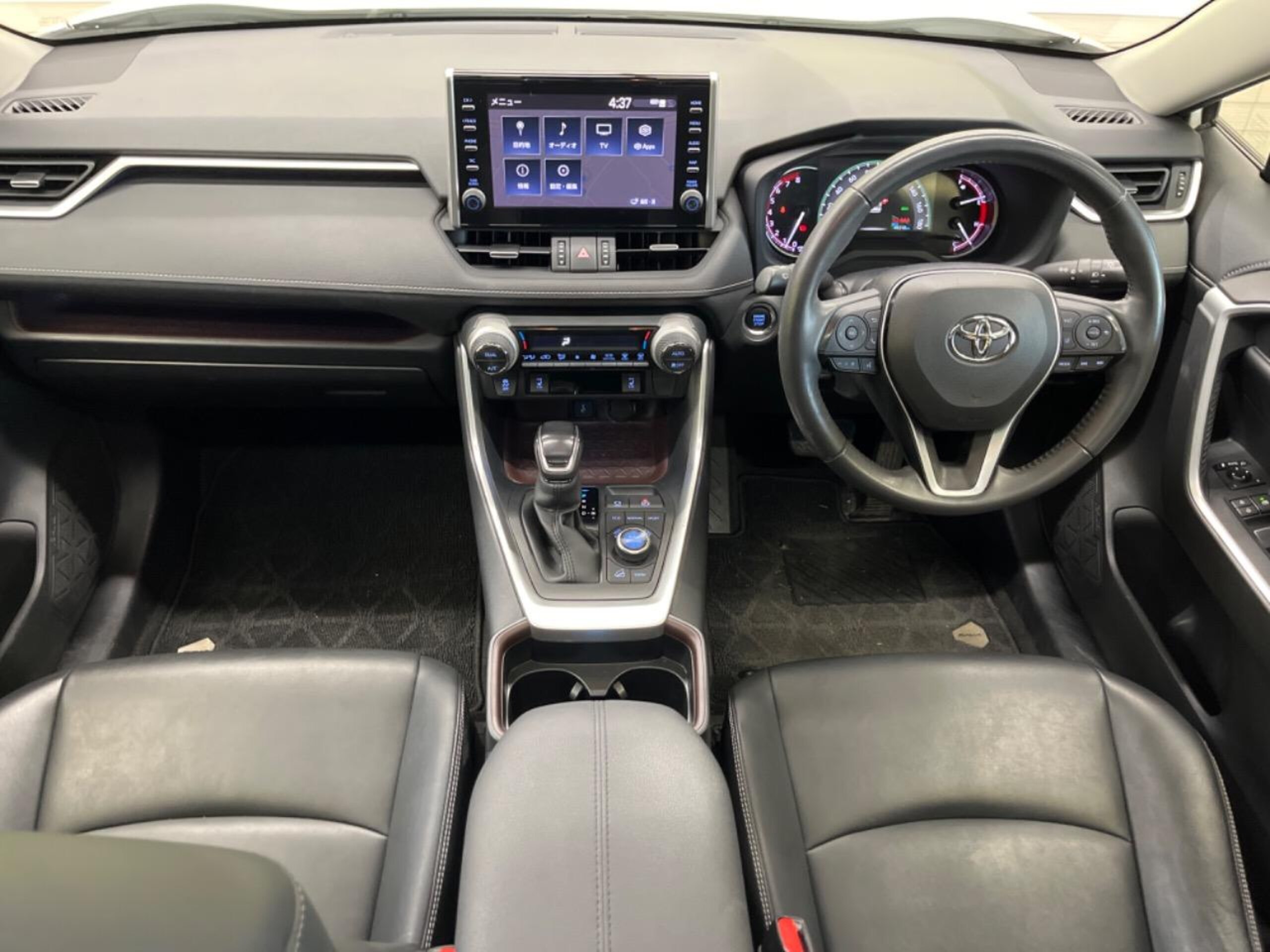 2020 Toyota  Rav4 — photo 2