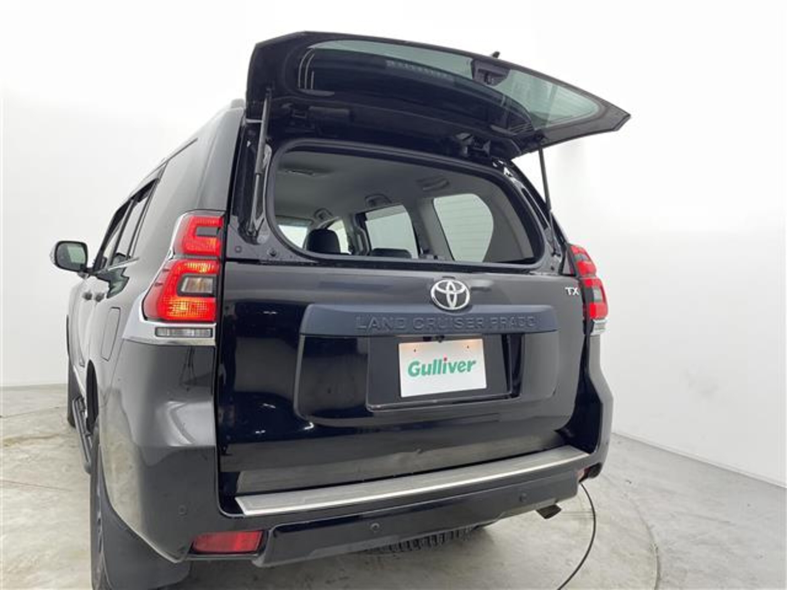 Toyota Land Cruiser Prado 2.8 TX L Package Matte Black Edition Diesel Turbo 4WD — photo 8