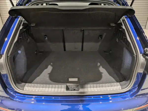 Audi A3 Sportback 30 TFSI Advanced Convenience & Assistance P Light Navigation (Navarra Blue Metallic) — photo 9