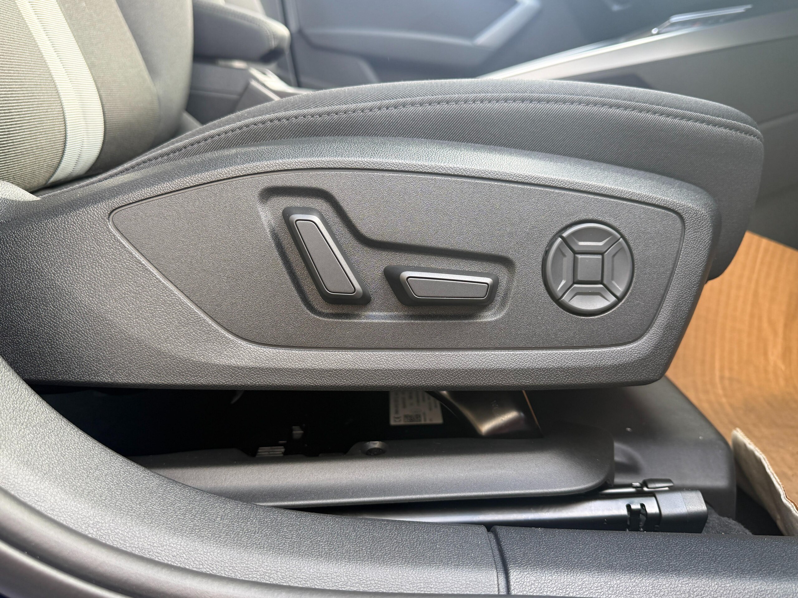 Audi A3 Sportback 30 TFSI Advanced — photo 8