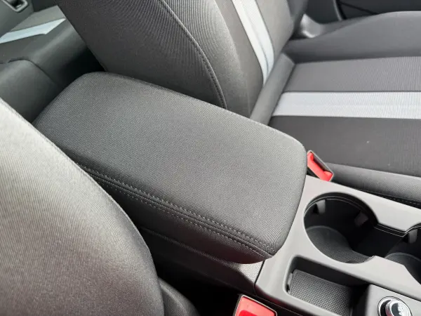 Audi A3 Sportback 30 TFSI Advanced — photo 9