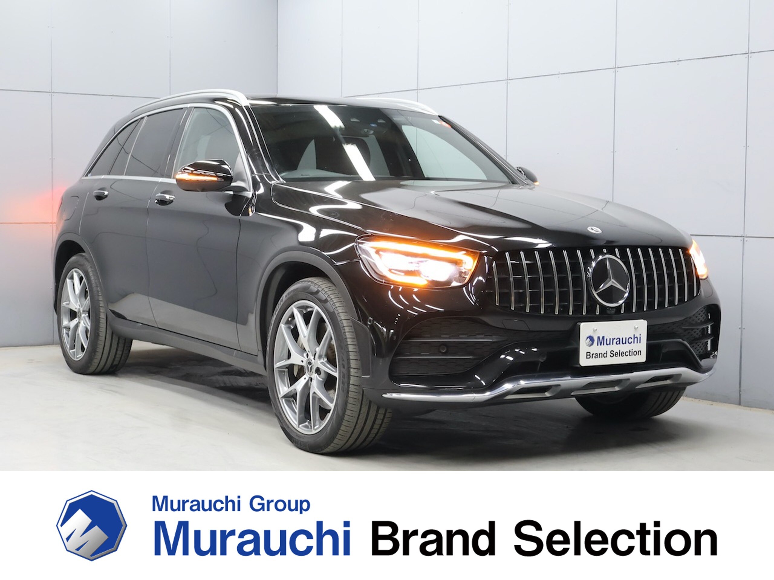 Mercedes-Benz GLC300 4MATIC AMG Line 4WD