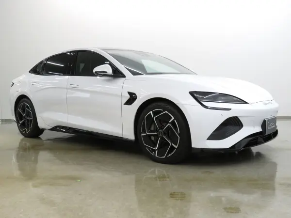 2025 Byd Seal — photo 3