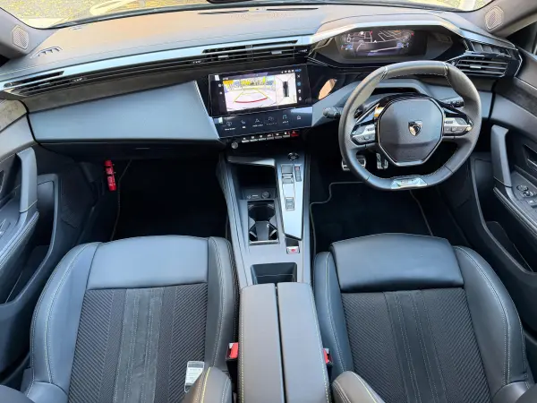 Peugeot 308 GT Hybrid Mild Hybrid New Car Warranty Transfer Our Demo Car ETC Dashcam Installed (Perla Nera Black) — photo 7