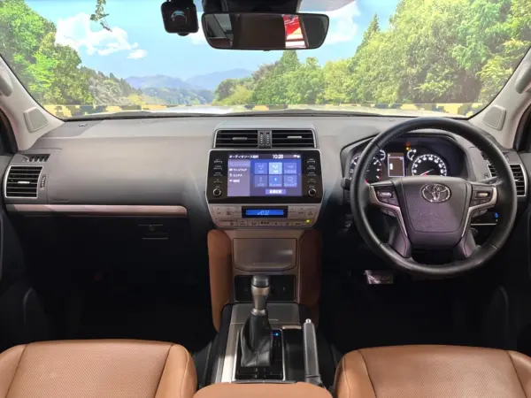 2022 Toyota Landcruiser Prado — photo 2