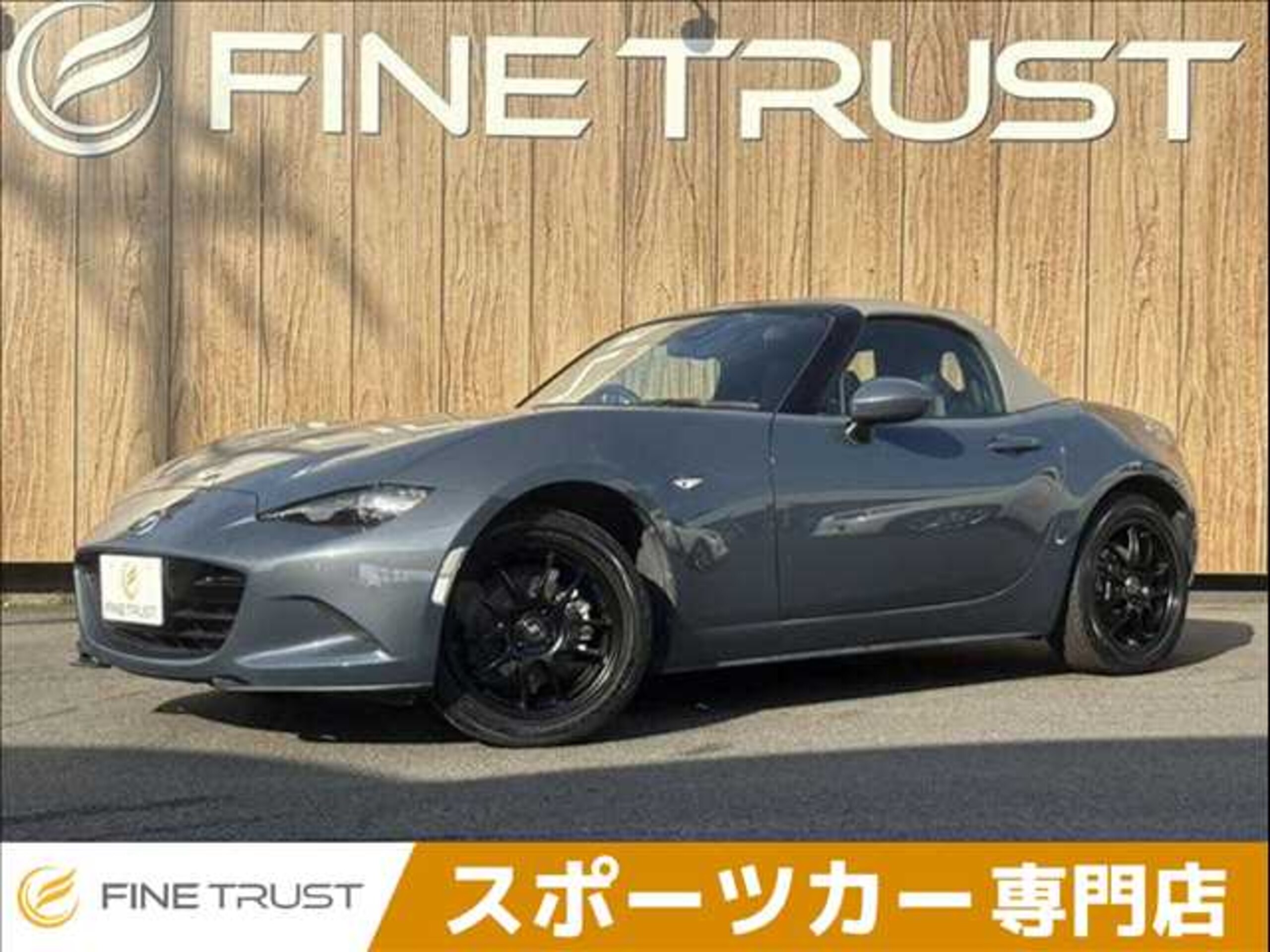 Mazda Roadster 1.5 Silver Top