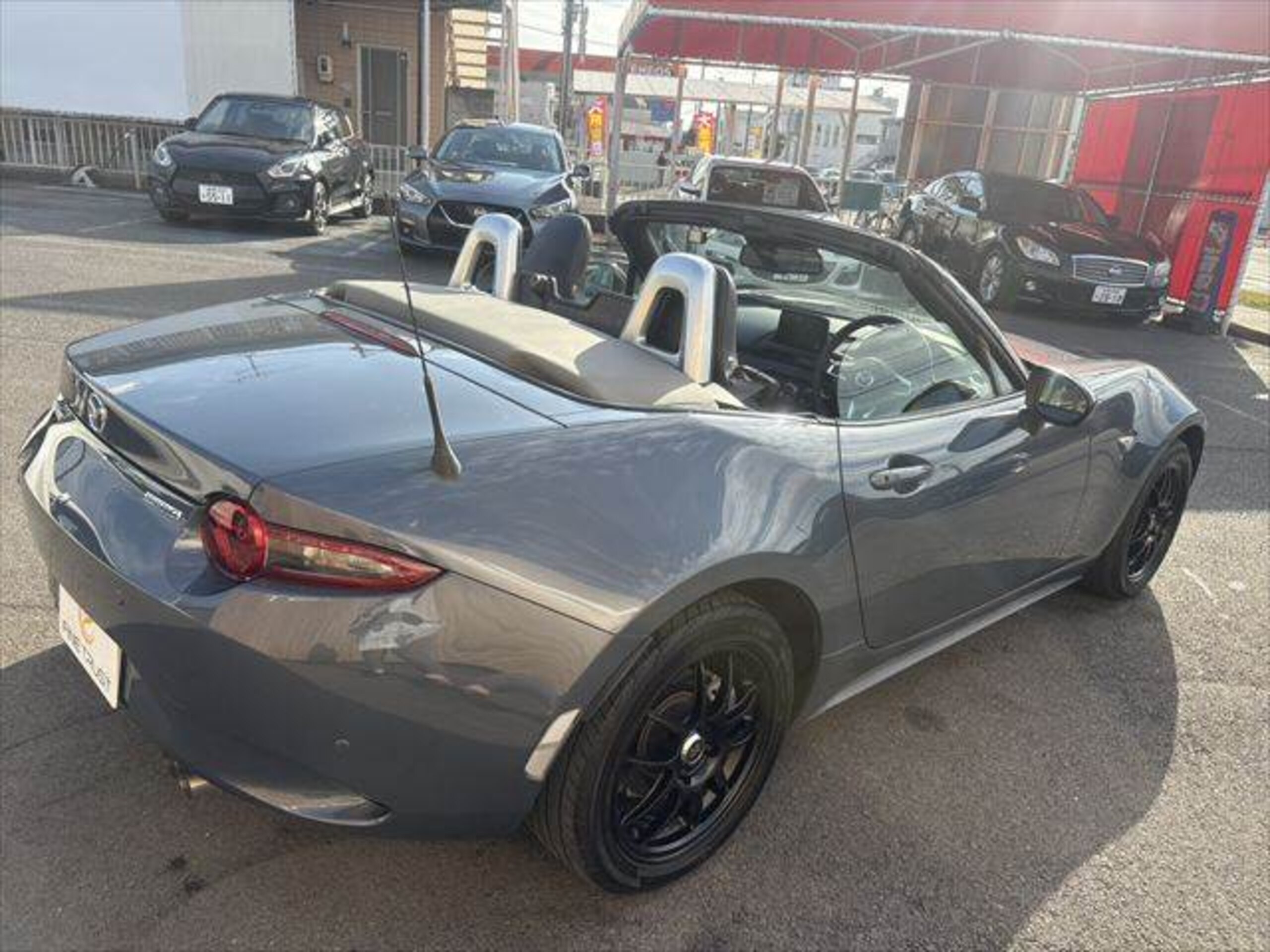 Mazda Roadster 1.5 Silver Top — photo 8