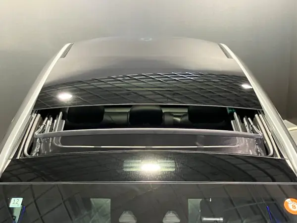 Mercedes-Benz E-Class Wagon E200 Avantgarde AMG Line Package (ISG Equipped Model) MP202401 Digital Interior Package (Obsidian Black) — photo 8