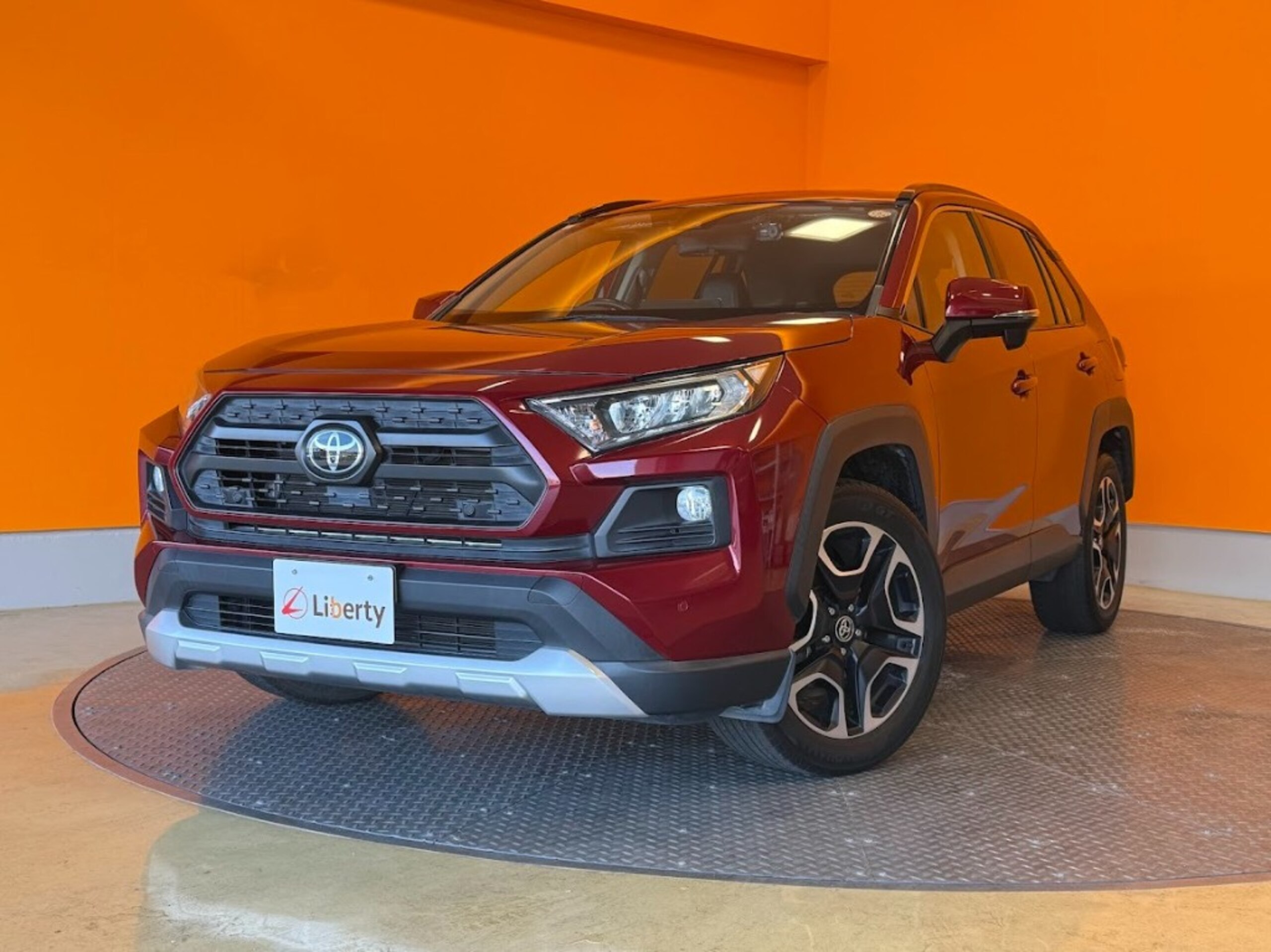 2021 Toyota  Rav4 — photo 2
