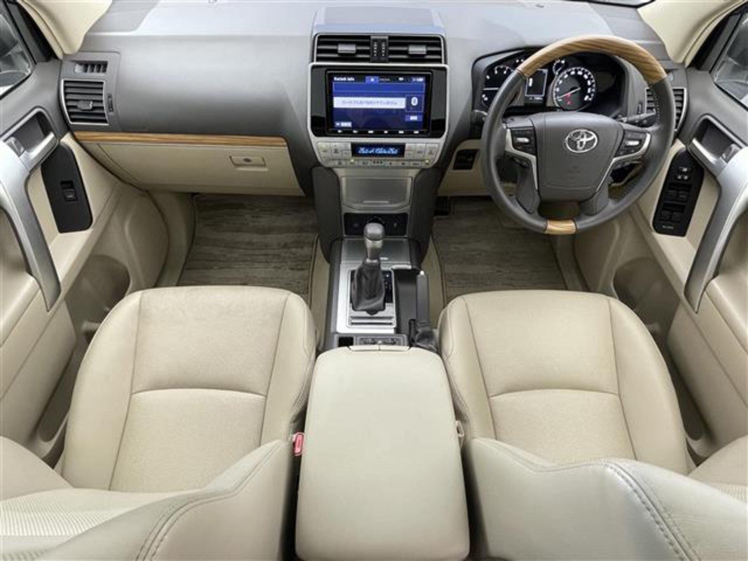 2023 Toyota Landcruiser Prado — photo 2